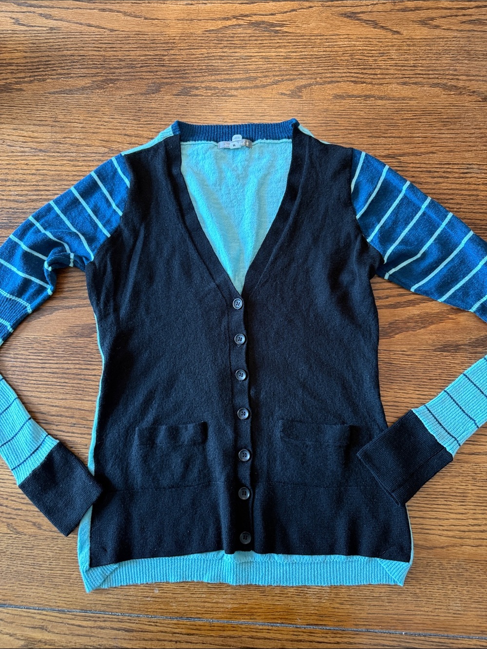Smartwool Edgewood Striped V-Neck Cardigan Sweater Blue Black M